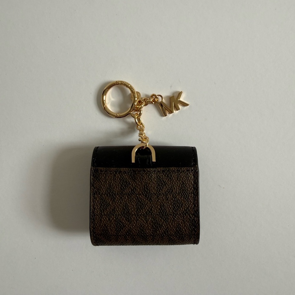 Michael Kors Black and Brown Leather Key & Card Holder with Gold-Tone Chain - Picture 2 of 3
